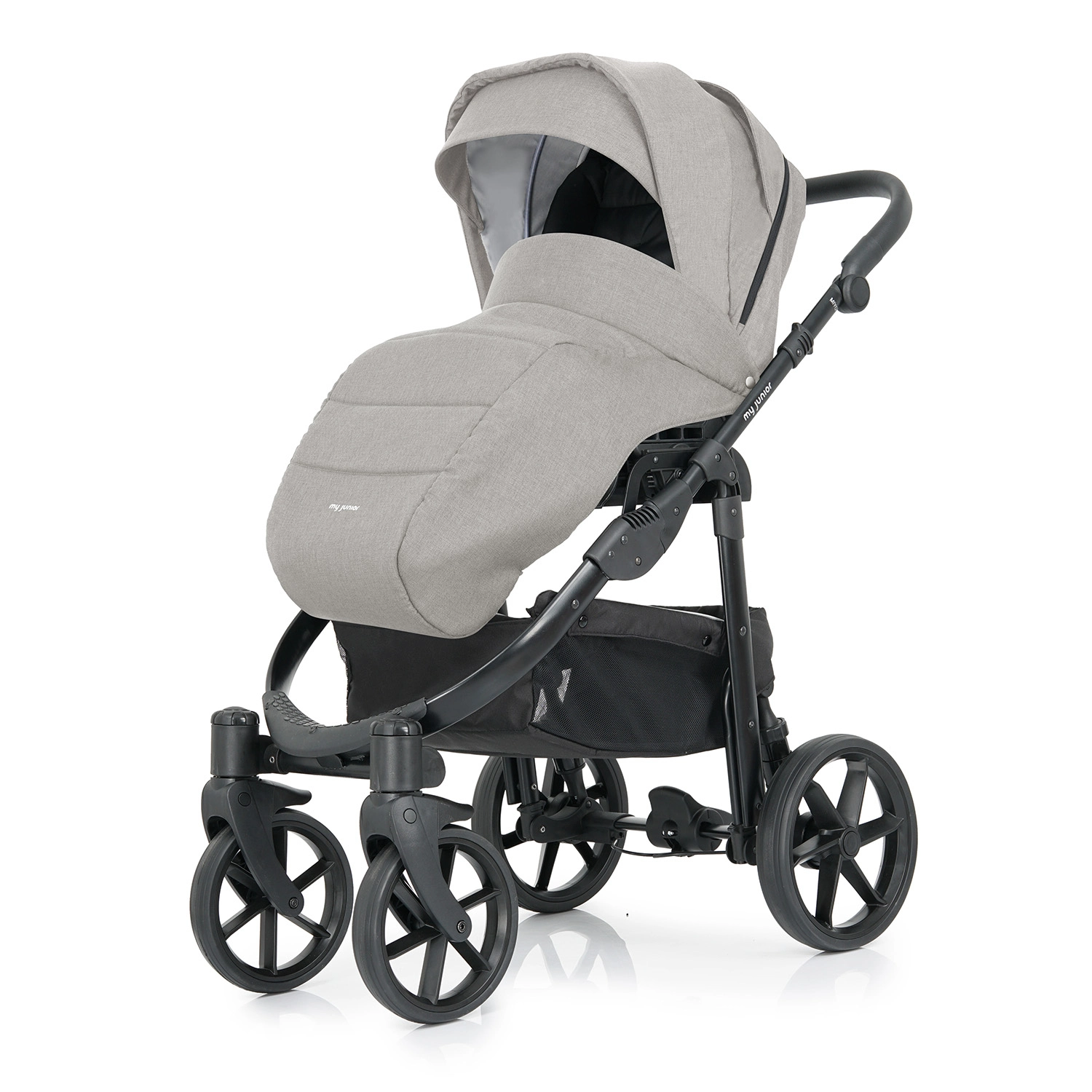 my junior® MIYO²
(This is a brand or product name and does not require translation; it remains the same in French.) My Junior Kinderwagen - my junior® MIYO²
(This is a brand or product name and does not require translation; it remains the same in French.)