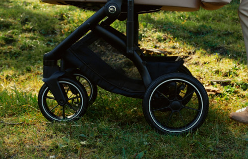 My Junior Kinderwagen warum-kinderwagen-federung-wichtig-ist